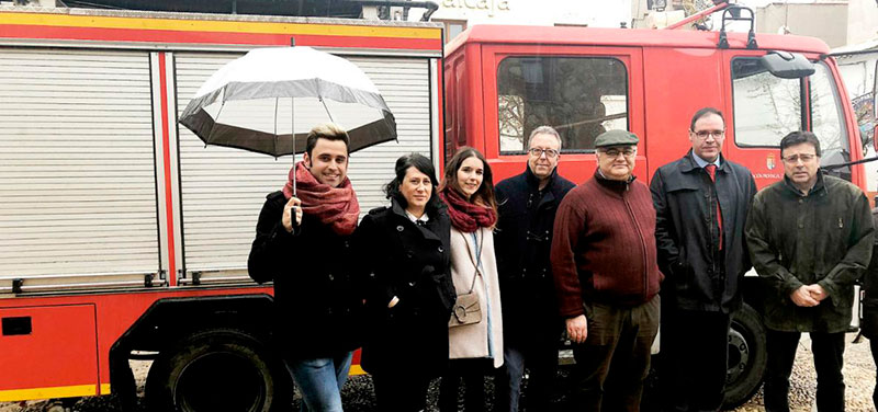 La Diputación dona sendos camiones de bomberos a los Ayuntamientos de Mota del Cuervo y Las Pedroñeras
