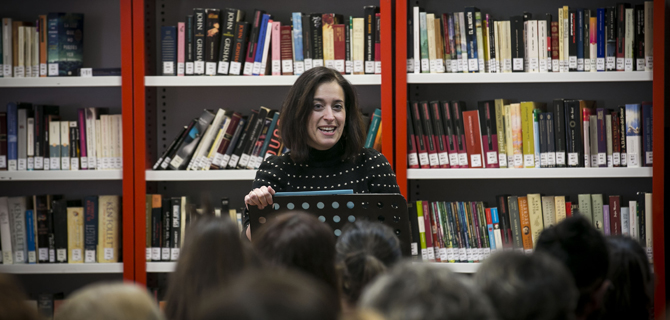 La biblioteca de Mota presenta la Guía de lectura IguaLEES