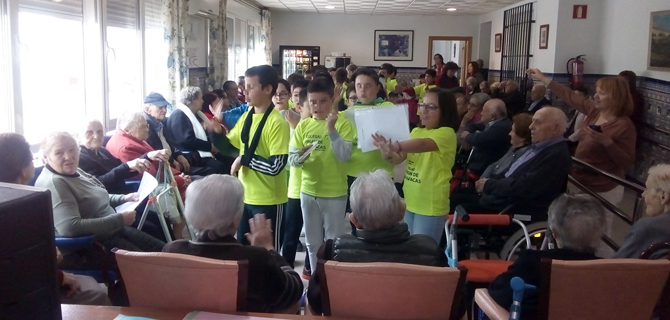 Participantes en el Día de la Paz