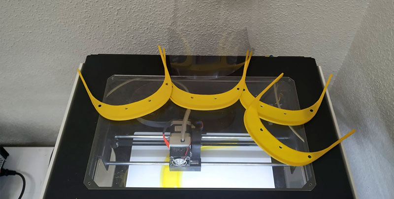 Voluntarios y Ayuntamiento de Mota se suman a la fabricación de pantallas protectoras con impresoras 3D