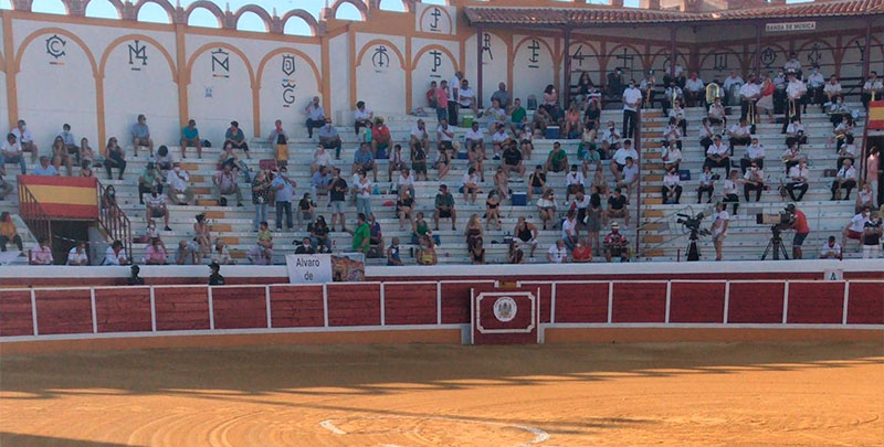 Álvaro Chinchón y Nacho Torrejón triunfan en la novillada de Añover de Tajo