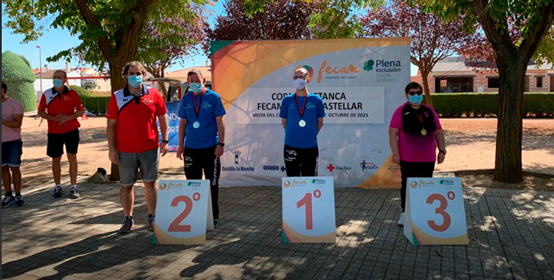 35 deportistas con discapacidad intelectual participan en Mota del Cuervo en la Copa Fecam de Petanca