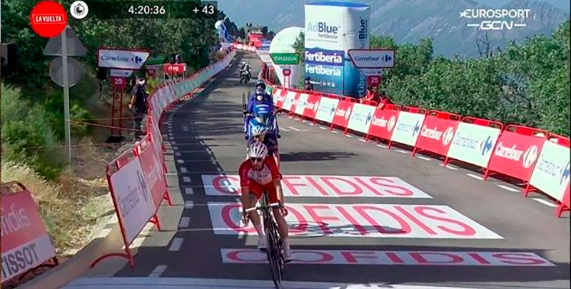Jesús Herrada roza la victoria de etapa, segundo en el Pico Villuercas