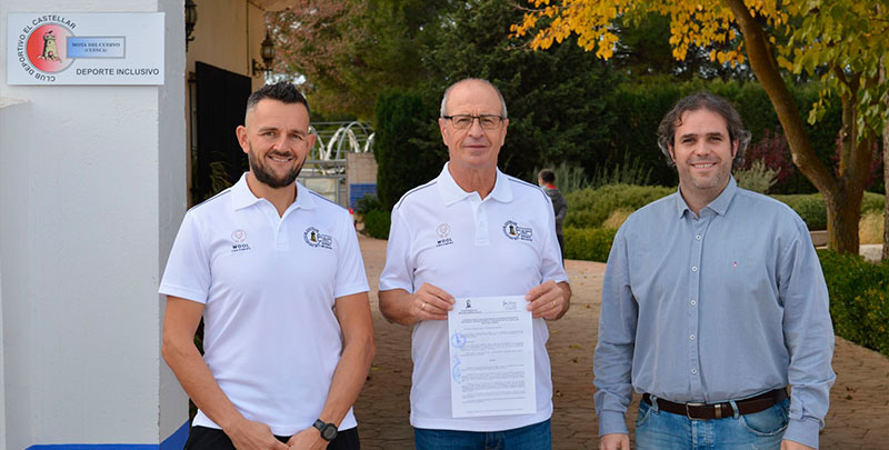 El Ayuntamiento de Mota y el Club Deportivo El Castellar firman un convenio de colaboración