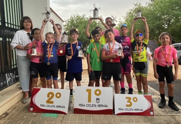 Escuelas del Velódromo Hermanos Herrada